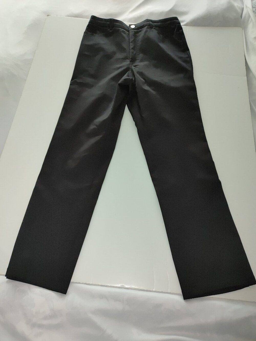 ST JOHN SPORT Woman's High Rise Pants Size 8 NWOT